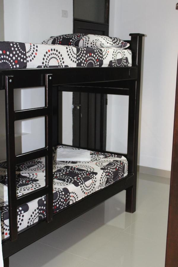 Casa Estadio Medellin ! Apartamentos Renovados En Excelente Ubicacion Laureles Estadio מראה חיצוני תמונה