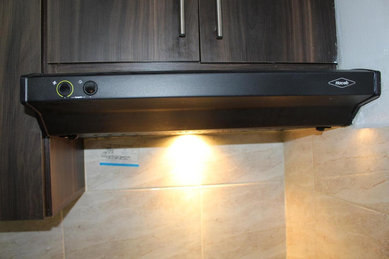 Casa Estadio Medellin ! Apartamentos Renovados En Excelente Ubicacion Laureles Estadio מראה חיצוני תמונה