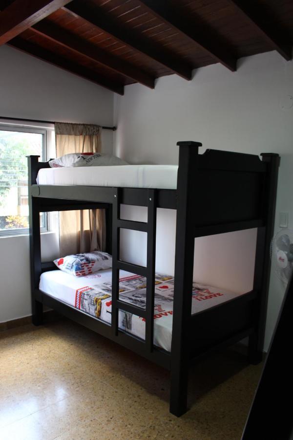 Casa Estadio Medellin ! Apartamentos Renovados En Excelente Ubicacion Laureles Estadio מראה חיצוני תמונה